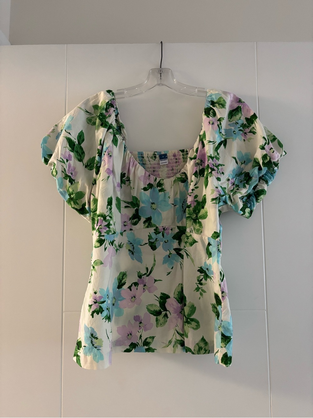 Old Navy White Floral Puff-Sleeve Square-Neck Top